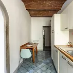 Presto Apartment Santo Spirito Oltrarno Florence