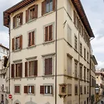 Presto Apartment Santo Spirito Oltrarno Florence