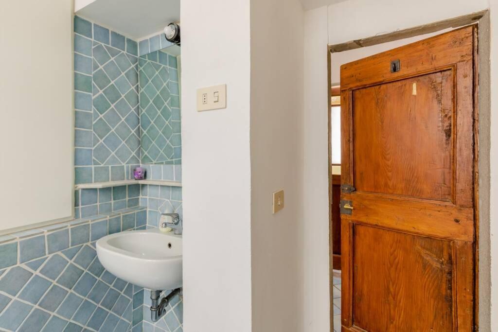 Presto Apartment Santo Spirito Oltrarno Florence Apartamento