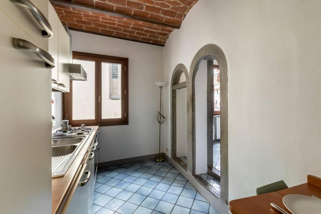 Presto Apartment Santo Spirito Oltrarno Florence