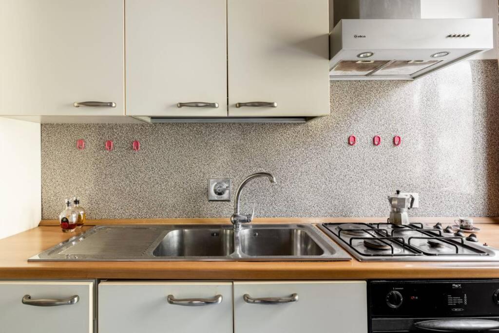 Presto Apartment Santo Spirito Oltrarno Florence Florencia